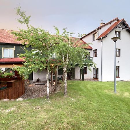 Gosciniec Zielony Domek Mragowo Bagian luar foto